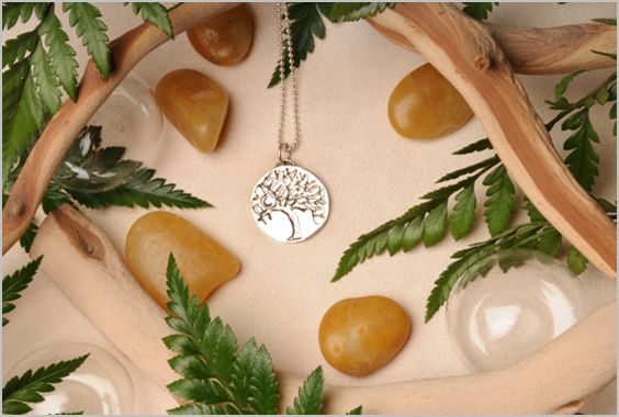 belle et bonne designs: Tree of Life Necklace/Giveaway belle et bonne designs: Tree of Life Necklace/Giveaway